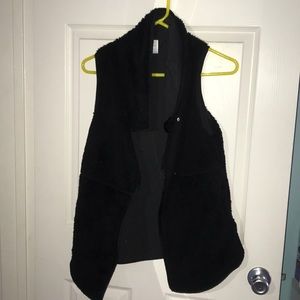 Ivivva soft vest